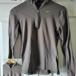 Nike Quarter-Zip